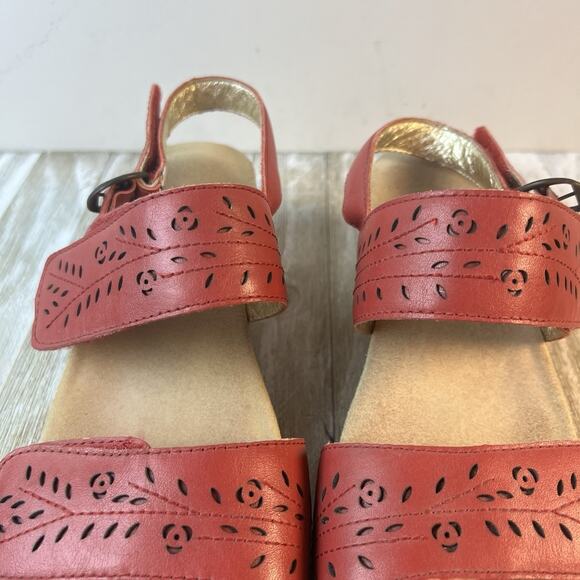 Alegria Red Leather Buckle Platform Sandals Size 8 41 10-10.5 - Picture 6 of 12